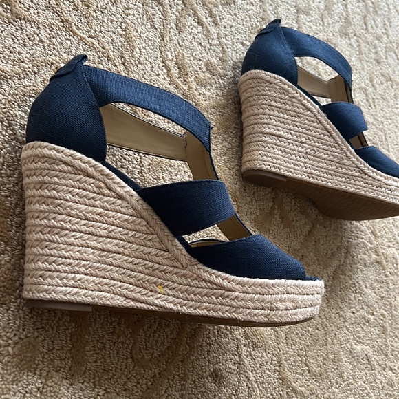 Michael Kors navy zip espadrilles - Picture 4 of 5